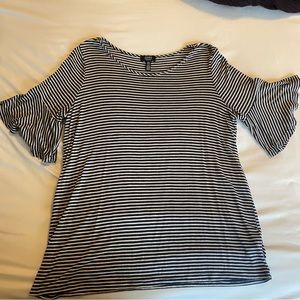 Black & white stripped top